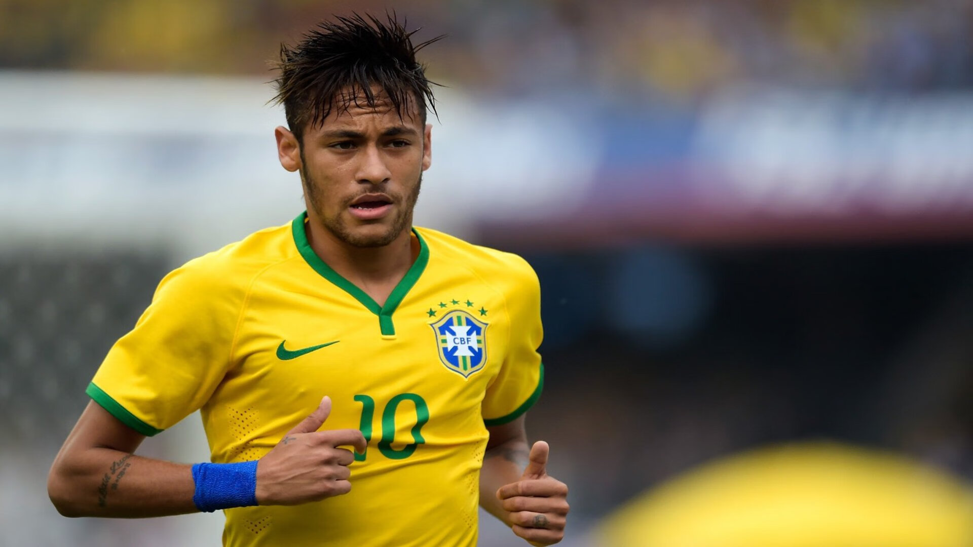 九游电竞资讯-奥预赛中国青年队逆袭 球迷现场热烈响应，奥预赛男足赛程  第4张